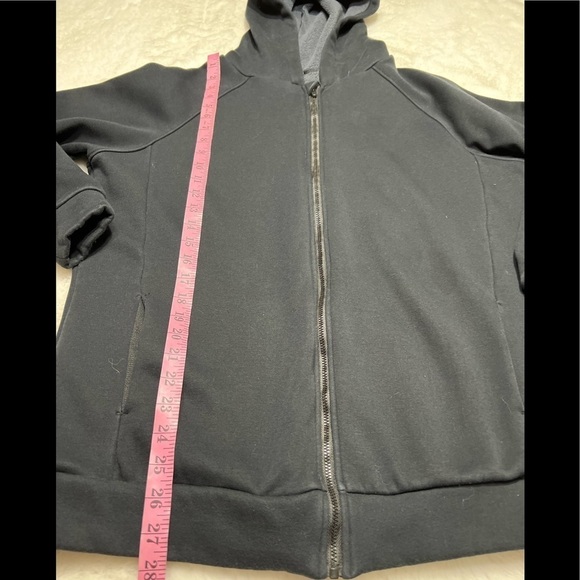 Fabletics black hooded jacket size small - Picture 8 of 8